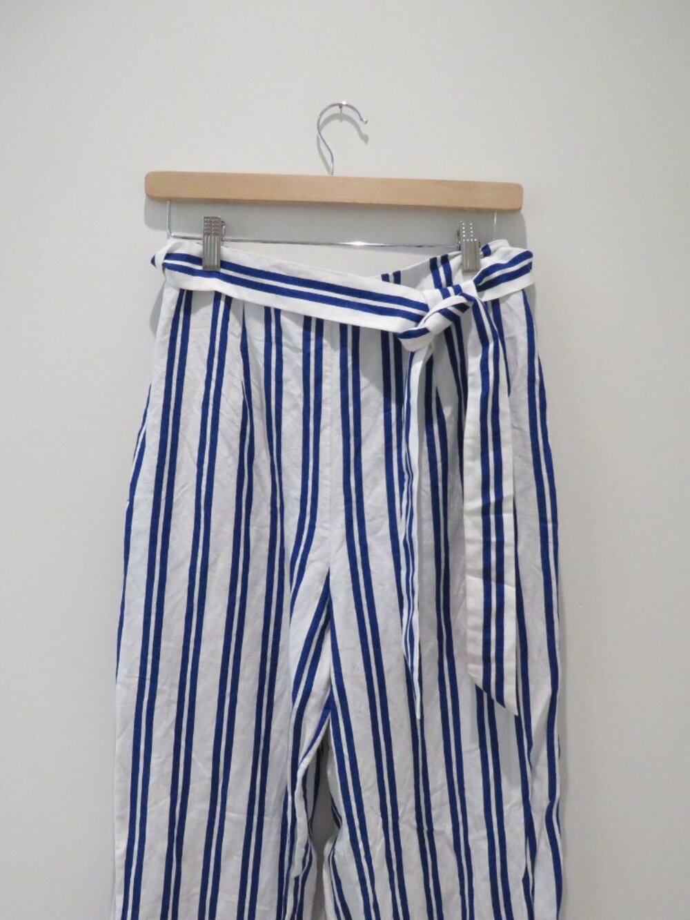L'ACADEMIE The Lani Pant White Blue Stripe Medium Linen Blend Preppy Coastal - Picture 3 of 14